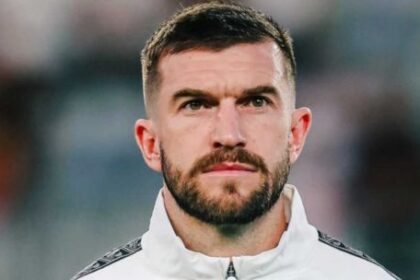 quien-es-tim-payne:-de-ser-el-futbolista-menos-conocido-del-mundial-a-explotar-en-las-redes-de-nueva-zelanda