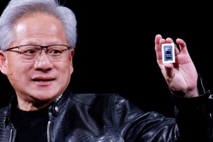 nvidia-quiere-reinventar-las-computadoras:-lanzo-un-nuevo-superchip-con-ia-que-amenaza-a-intel-y-amd