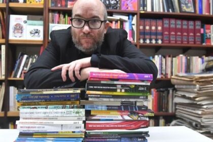 “no-hago-libros-para-fans”:-leandro-donozo-y-el-fenomeno-de-gourmet-musical