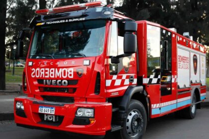 el-primer-camion-electrico-para-bomberos:-la-tecnologia-cero-emisiones-que-revoluciona-el-combate-del-fuego