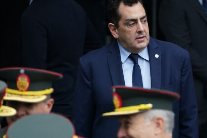 “un-clasico-de-los-kukas”:-el-secretario-de-cultura-respondio-a-los-silbidos-contra-cohn-y-duprat-durante-el-homenaje-a-brandoni-en-los-premios-sur