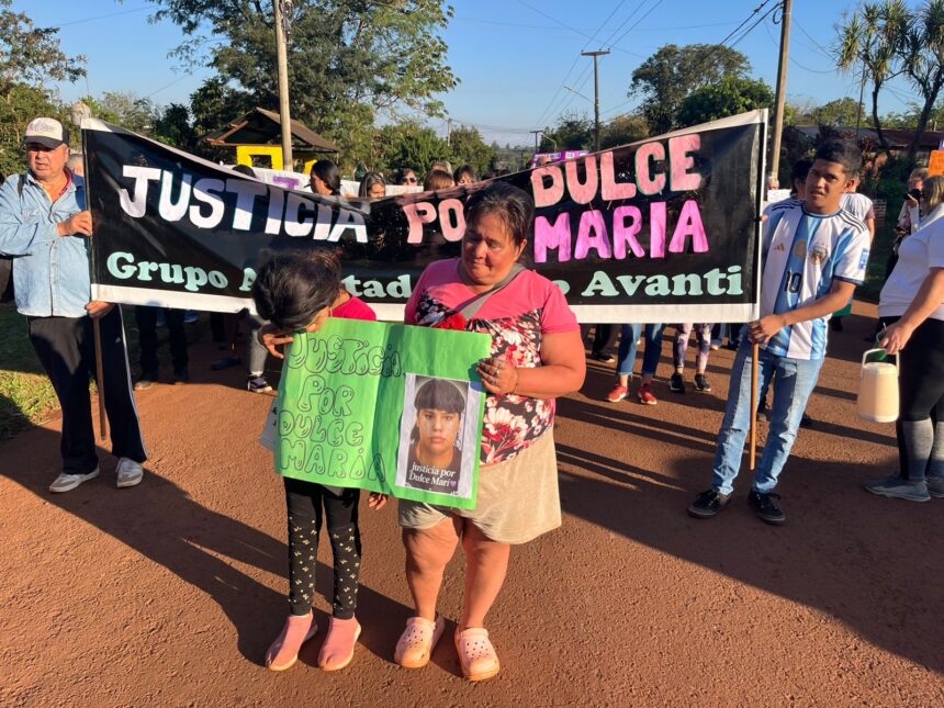 “ni-una-menos”:-eldorado-se-moviliza-en-pedido-de-justicia-por-dulce-maria-candia,-la-joven-de-17-anos-hallada-sin-vida
