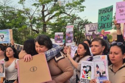 a-11-anos-de-ni-una-menos,-chaco-y-corrientes-volvieron-a-las-calles-con-reclamos-por-justicia-y-criticas-a-los-gobiernos