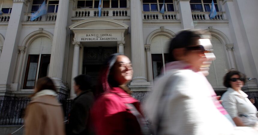 el-relevamiento-del-banco-central-entre-economistas-estira-el-superavit-comercial-del-ano-a-los-us$-20.185-millones