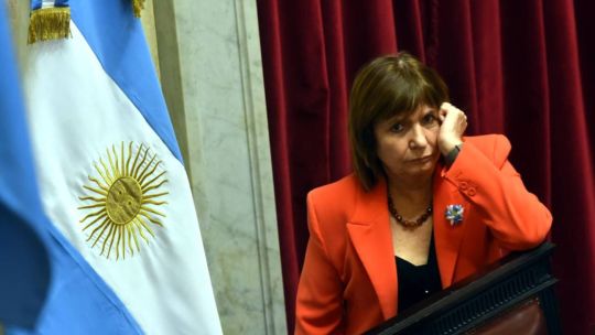 gritos,-reproches-y-descoordinacion:-la-jugada-de-patricia-bullrich-infringio-una-derrota-para-javier-milei