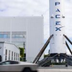 spacex-sale-a-seducir-a-los-pequenos-inversores:-presento-su-opi-con-un-video-sobre-cohetes,-ia-y-starlink