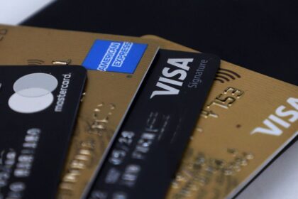 mala-senal-para-el-consumo:-las-operaciones-con-tarjetas-de-credito-cayeron-por-quinto-mes-consecutivo
