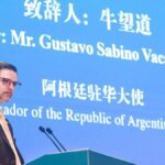 sabino-vaca-narvaja,-exembajador-en-china:-“esta-cambiando-el-epicentro-economico-y-el-futuro-esta-en-los-brics”