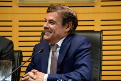 rovira-anuncio-una-nueva-bateria-de-proyectos-de-leyes:-bono-verde,-trazabilidad-yerbatera-y-un-bono-soberano-para-obras-de-infraestructura