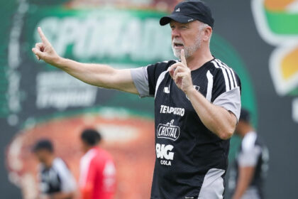 la-seleccion-peruana-se-enfrenta-a-haiti-en-el-tercer-amistoso-de-la-era-mano-menezes