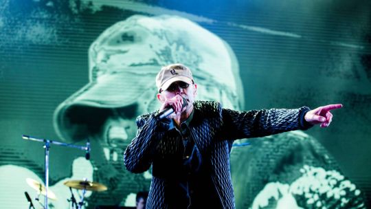murio-el-indio-solari-a-los-77-anos,-lider-de-patricio-rey-y-sus-redonditos-de-ricota-e-idolo-del-rock-nacional