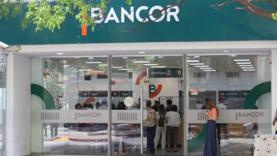 bancor:-ordenan-al-banco-de-cordoba-abstenerse-de-debitar-mas-del-20%-de-los-haberes-de-empleada-provincial