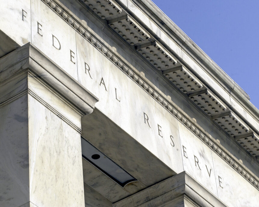 us-job-data-complicates-argentina’s-return-to-global-debt-markets