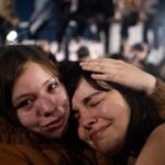 fans-come-together-in-huge-crowds-to-bid-farewell-to-‘indio’-solari