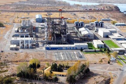 inversion-millonaria-en-neuquen:-la-mayor-planta-de-agua-pesada-del-mundo-vuelve-a-producir-tras-anos-de-paralisis