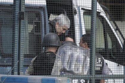 internan-de-urgencia-a-lazaro-baez-y-hay-preocupacion-por-su-estado-de-salud:-que-le-paso