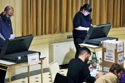 el-espectaculo-esta-comenzando