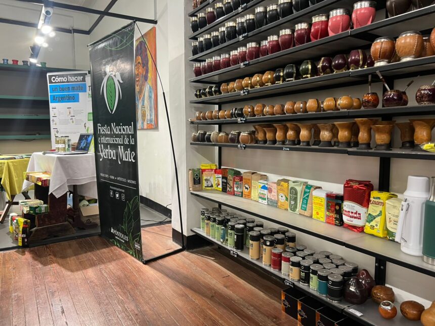 la-fiesta-nacional-e-internacional-de-la-yerba-mate-ya-tiene-su-stand-en-el-mundial-de-la-yerba-mate-en-buenos-aires