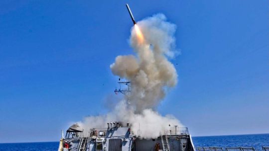 iran-abre-una-nueva-ronda-de-negociaciones-mientras-intercambia-ataques-con-estados-unidos-en-el-golfo