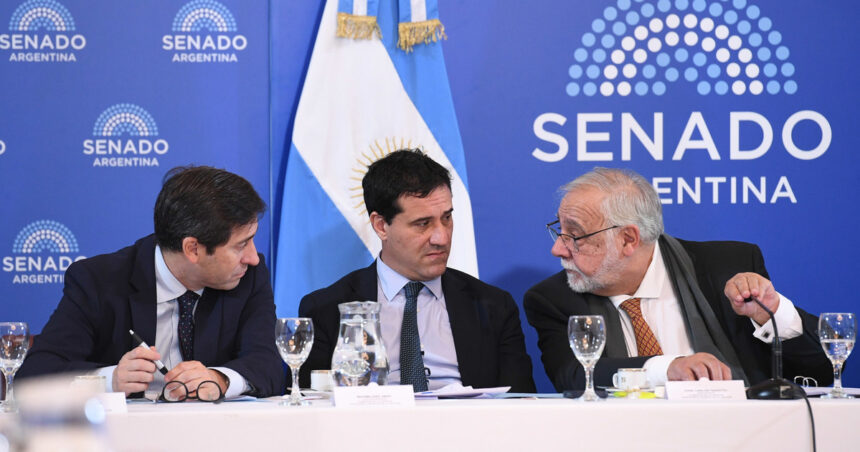 la-pelea-por-los-nuevos-pliegos:-desde-candidatos-k-a-nombres-propuestos-por-macri-y-criticos-de-milei