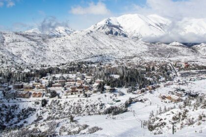 cuanto-sale-esquiar-en-bariloche-en-2026:-precios-del-ascenso,-ropa-y-equipo