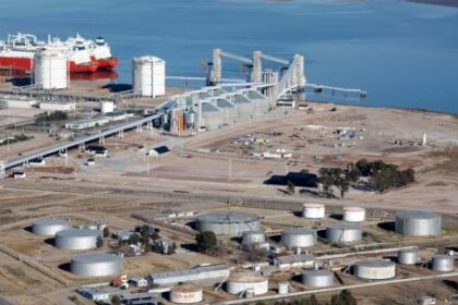 “parece-que-los-viajes-sirven”:-el-guino-de-milei-al-anuncio-de-inversion-de-louis-dreyfus-en-una-nueva-planta-por-u$s-400-millones