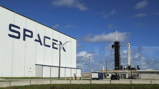 spacex-se-prepara-para-la-mayor-salida-a-bolsa-de-la-historia-y-anticipa-una-nueva-fiebre-por-la-inteligencia-artificial