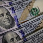 el-banco-central-volvio-a-comprar-fuerte-y-el-dolar-bajo-a-$-1.460
