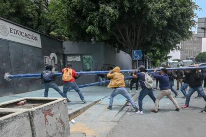 coupe-du-monde-2026:-la-presidenta-mexicana,-claudia-sheinbaum,-calificada-de-provocacion-a-las-manifestaciones-de-las-ensenantes
