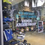 la-fiebre-mundialista-invade-posadas:-comercios-se-tinen-de-celeste-y-blanco-y-lanzan-promociones,-combos-y-propuestas-especiales