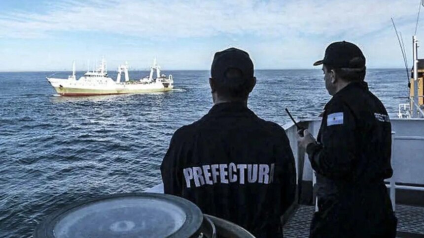 una-flota-extranjera-de-600-barcos-pesca-hasta-cuatro-veces-mas-que-toda-la-industria-nacional