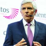 con-camisetas-firmadas-por-messi-y-mas-de-300-referentes,-la-fundacion-cimientos-recaudo-fondos-para-la-terminalidad-educativa