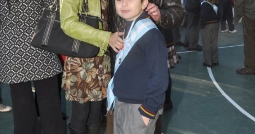 acusaron-al-hijo-del-indio-solari-de-ser-“noqui”-bonaerense:-la-campora-salio-al-cruce-y-revelo-que-dona-su-sueldo-al-hospital-garrahan