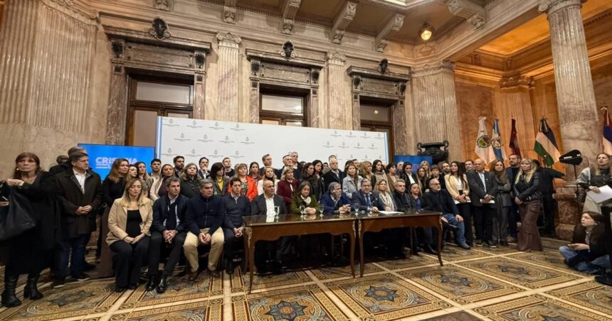 el-peronismo-pidio-por-la-libertad-de-cristina,-le-mando-un-mensaje-a-kicillof-y-va-con-un-reclamo-a-la-corte