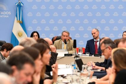 criticas-a-la-ley-de-lobby:-organizaciones-civiles-y-camaras-pidieron-cambios-en-diputados