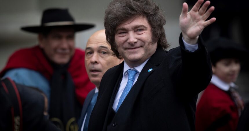 guino-internacional-a-milei-y-caputo:-mejoran-la-calificacion-de-riesgo-y-ven-“disminucion-de-vulnerabilidades”-en-argentina