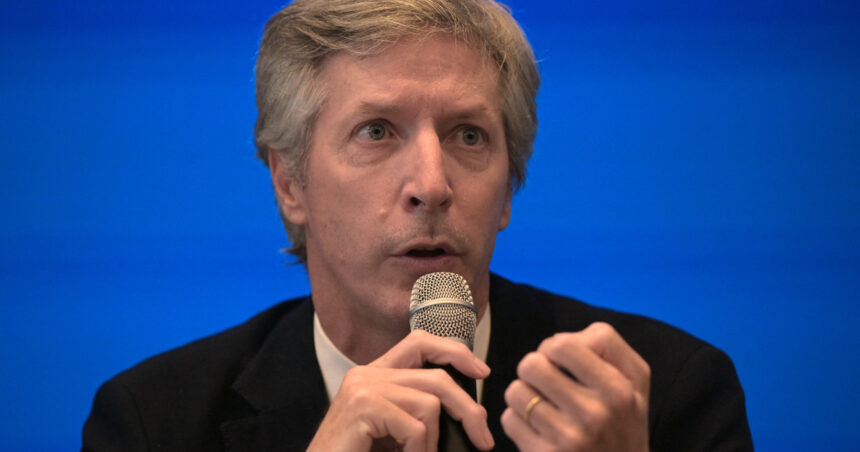el-presidente-del-banco-central-se-reunio-con-su-par-de-china-con-la-mira-en-el-swap