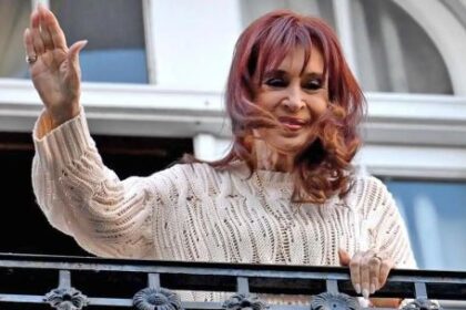 “cristina-va-a-estar-libre-el-11-de-diciembre”,-la-definicion-de-agustin-rossi-en-“qr!”-sobre-un-futuro-gobierno-peronista