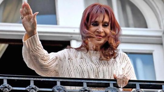 “cristina-va-a-estar-libre-el-11-de-diciembre”,-la-definicion-de-agustin-rossi-en-“qr!”-sobre-un-futuro-gobierno-peronista