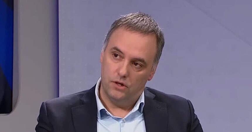 los-detalles-de-la-declaracion-jurada-de-adorni:-hizo-decenas-de-cambios-contables-y-ahora-dice-que-tiene-un-patrimonio-de-$-944-millones