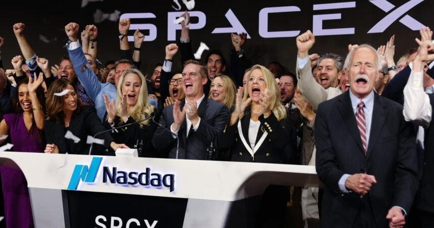 spacex:-expectativa-por-el-precio-al-que-cotizaran-las-acciones-en-el-primer-dia