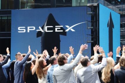 el-fenomeno-spacex:-paso-a-paso,-como-invertir-desde-argentina-en-la-accion-estrella-de-elon-musk