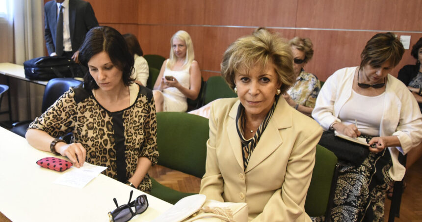 un-fantasma-merodea-a-adorni:-ser-la-maria-julia-de-milei