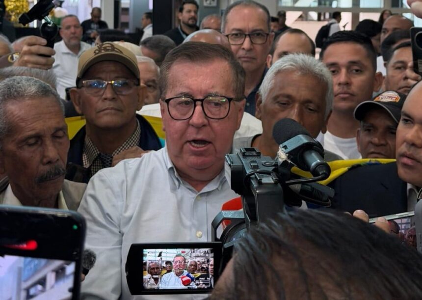 cesar-perez-vivas-regresa-a-venezuela-tras-20-meses-en-el-exilio