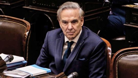 miguel-angel-pichetto:-el-peronismo-es-un-movimiento-nacional,-ante-todo,-de-centro