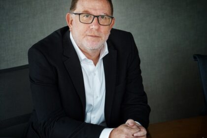 cara-a-cara-con-andres-borenstein,-economista:-“el-plan-para-bajar-la-inflacion-tuvo-algo-de-innovador,-pero-sin-una-politica-de-ingresos-para-frenar-la-inercia”