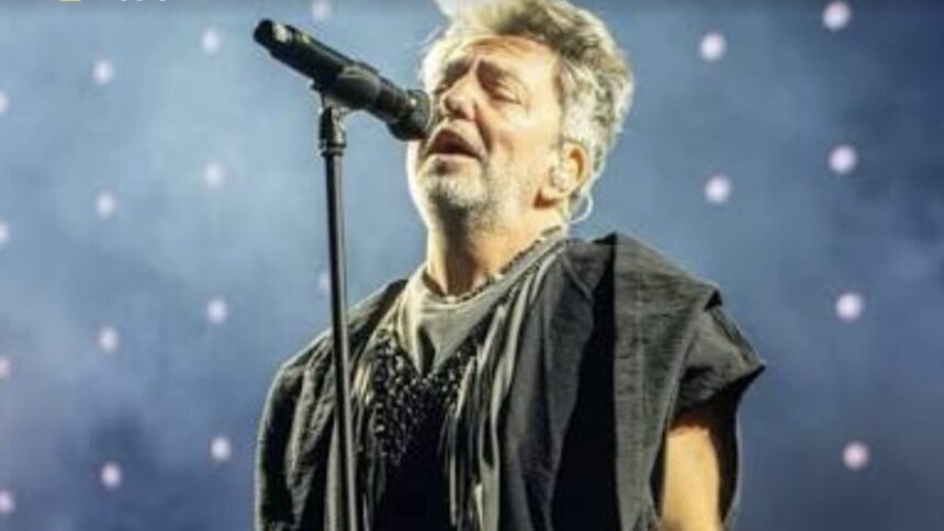 la-brutal-caida-de-adrian-dargelos-en-pleno-show-de-babasonicos