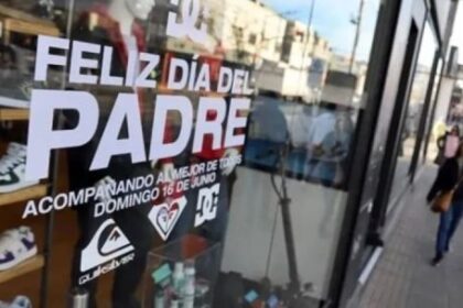 dia-del-padre:-los-bancos-ofrecen-mas-cuotas-para-tentar-a-un-consumidor-que-controla-precios