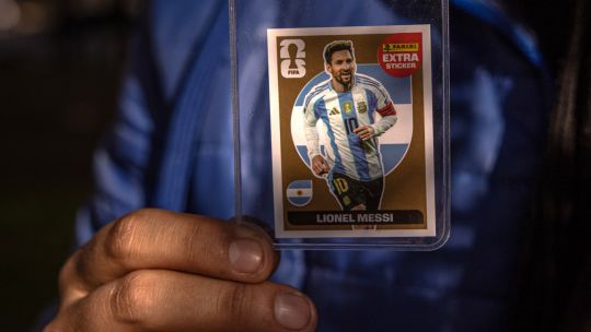 ​​messi-world-cup-sticker-mania-spurs-black-market-in-argentina