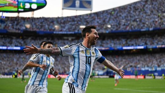 magic-messi-bags-hat-trick,-breaks-world-cup-record-as-argentina-rout-algeria-3-0